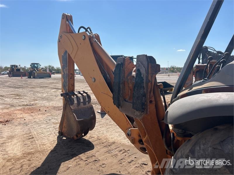 CASE 580N Backhoe