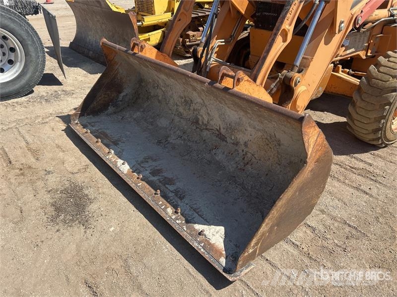 CASE 580N Backhoe