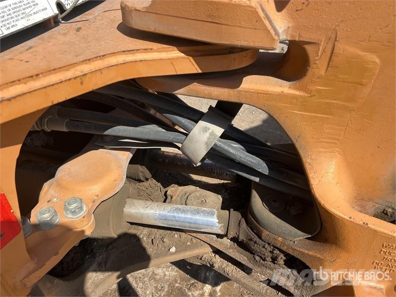 CASE 580N Backhoe