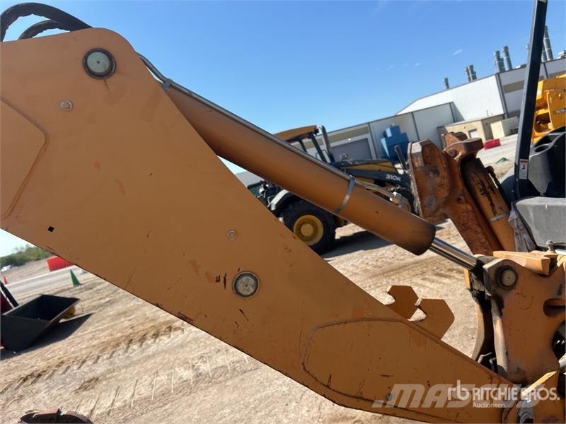 CASE 580N Backhoe