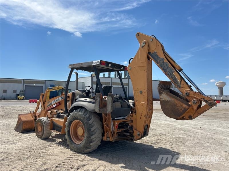 CASE 580N Backhoe