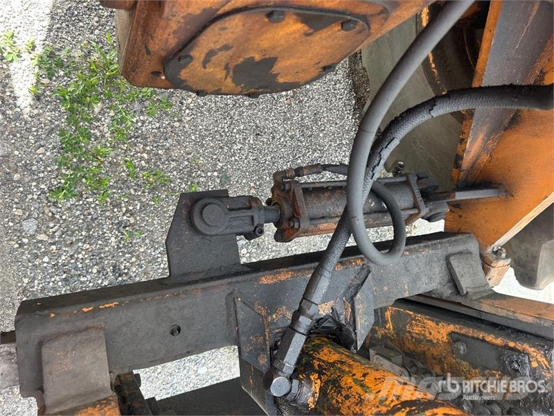CASE 586C Внедорожные погрузчики