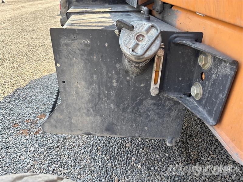 CASE 586H 6000 lb 4x2 Rough Terrain Forklift Arazi tipi forklift