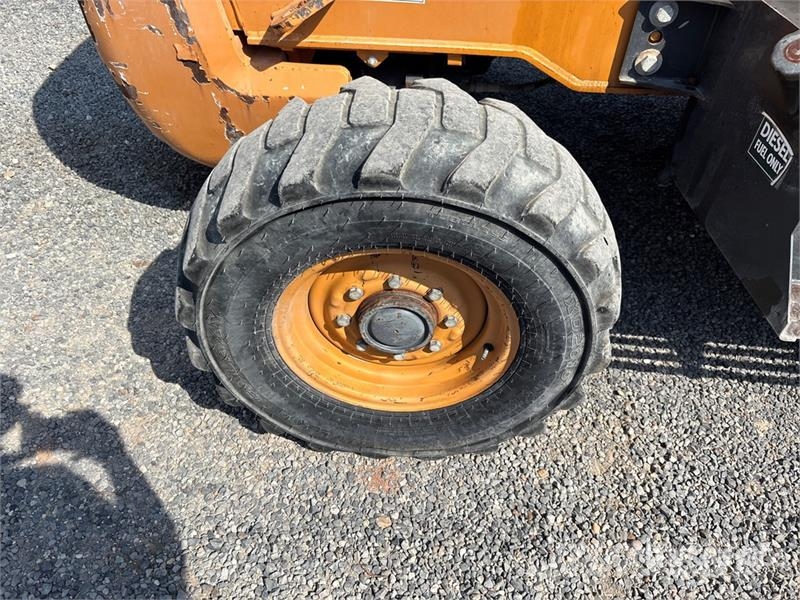 CASE 586H 6000 lb 4x2 Rough Terrain Forklift Arazi tipi forklift