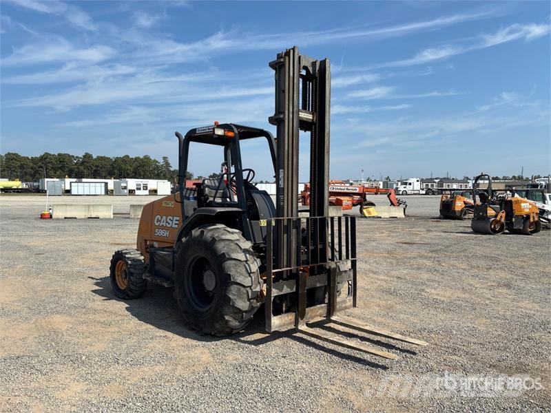 CASE 586H 6000 lb 4x2 Rough Terrain Forklift Arazi tipi forklift
