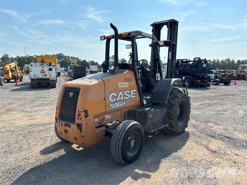CASE 586H 6000 lb 4x2 Rough Terrain Forklift Arazi tipi forklift