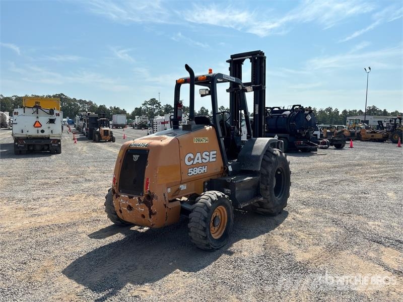 CASE 586H 6000 lb 4x2 Rough Terrain Forklift Arazi tipi forklift