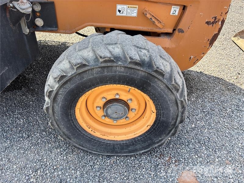 CASE 586H 6000 lb 4x2 Rough Terrain Forklift Arazi tipi forklift