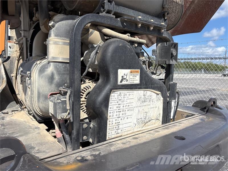 CASE 621G Wheel Loader Gumikerekes homlokrakodók