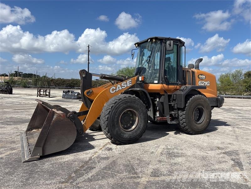 CASE 621G Wheel Loader Gumikerekes homlokrakodók