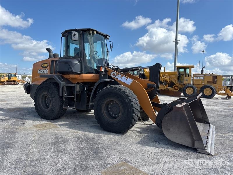 CASE 621G Wheel Loader Gumikerekes homlokrakodók