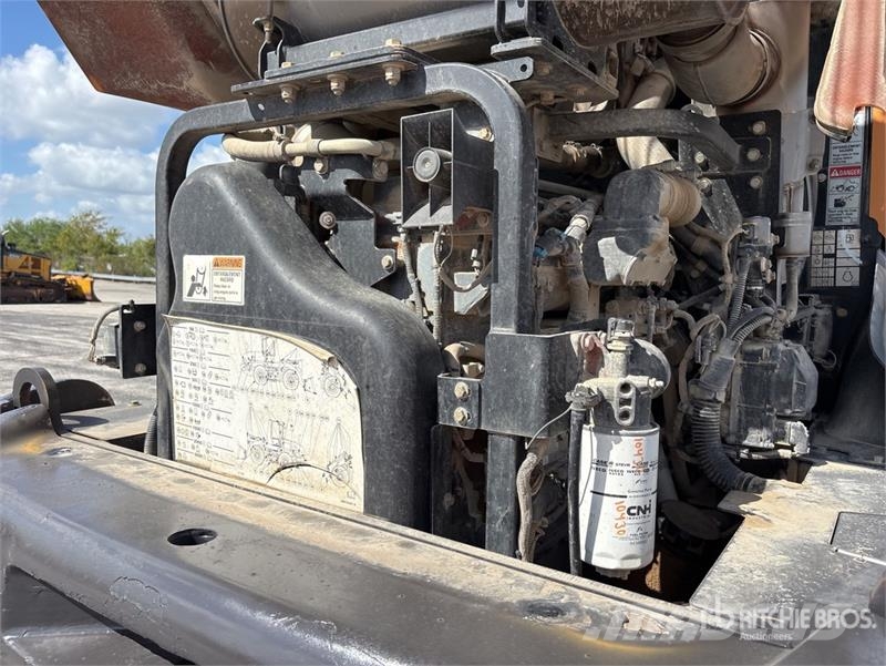 CASE 621G Wheel Loader Gumikerekes homlokrakodók