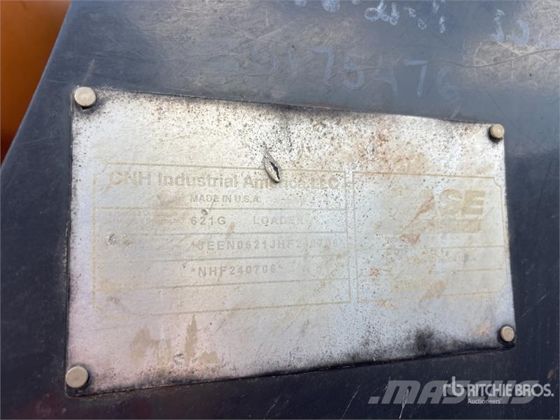 CASE 621G Wheel Loader Gumikerekes homlokrakodók