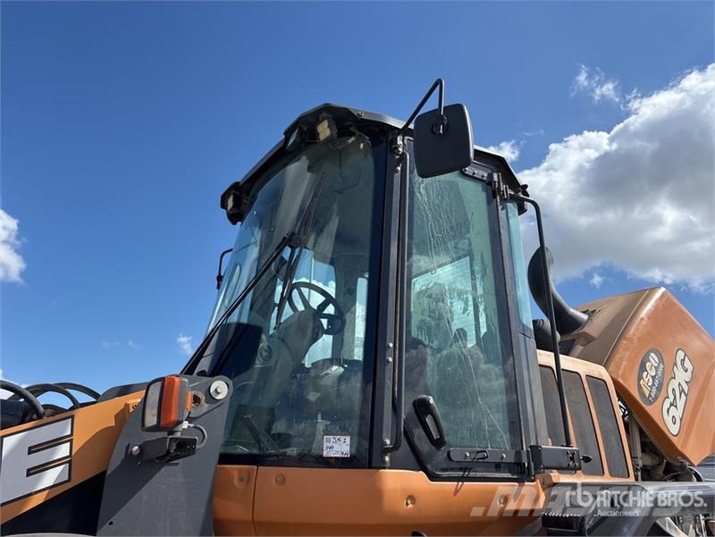 CASE 621G Wheel Loader Gumikerekes homlokrakodók
