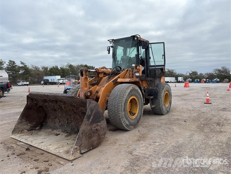 CASE 721C Wheel Loader Kolové nakladače