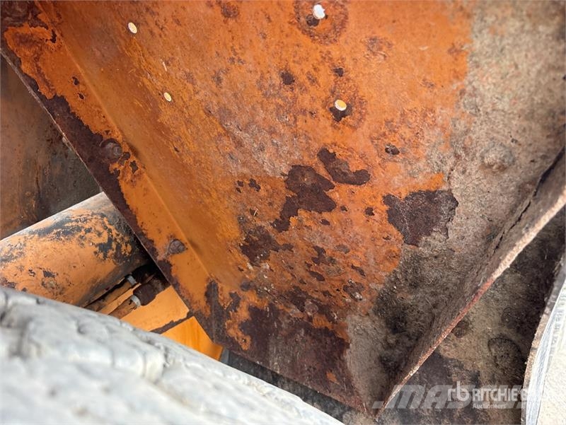 CASE 721C Wheel Loader Kolové nakladače