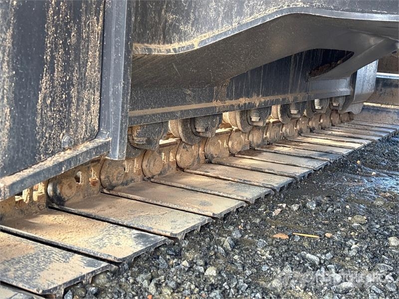 CASE CX140D Tracked Excavator Kāpurķēžu ekskavatori