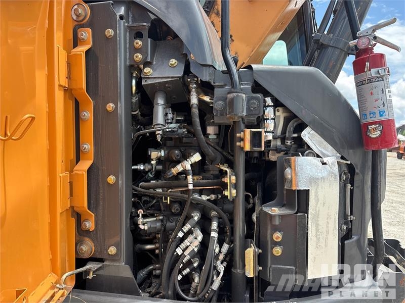 CASE CX145D SR Tracked Excavator 履带挖掘机