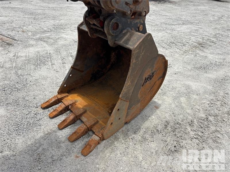 CASE CX145D SR Tracked Excavator 履带挖掘机