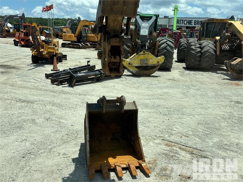 CASE CX145D SR Tracked Excavator 履带挖掘机