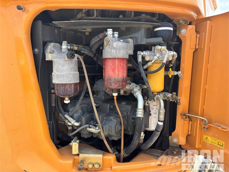 CASE CX145D SR Tracked Excavator 履带挖掘机