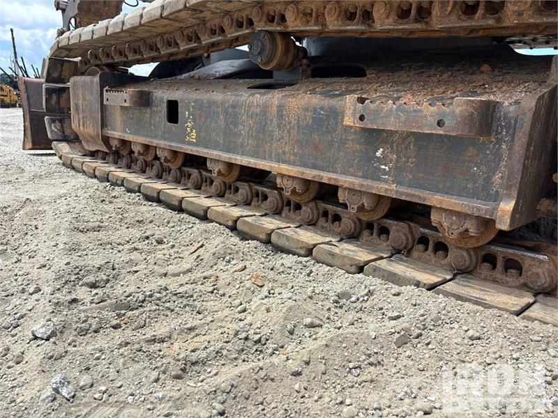 CASE CX145D SR Tracked Excavator 履带挖掘机