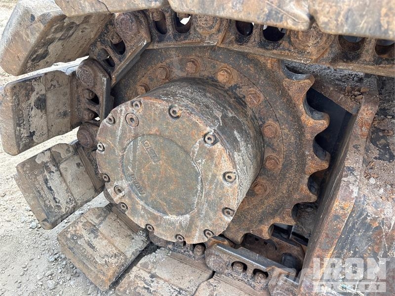 CASE CX145D SR Tracked Excavator 履带挖掘机