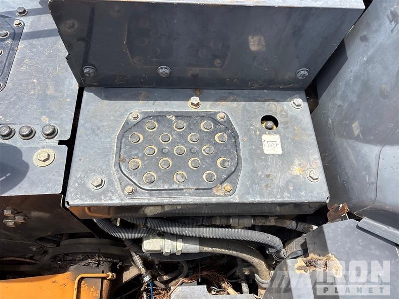 CASE CX145D SR Tracked Excavator 履带挖掘机