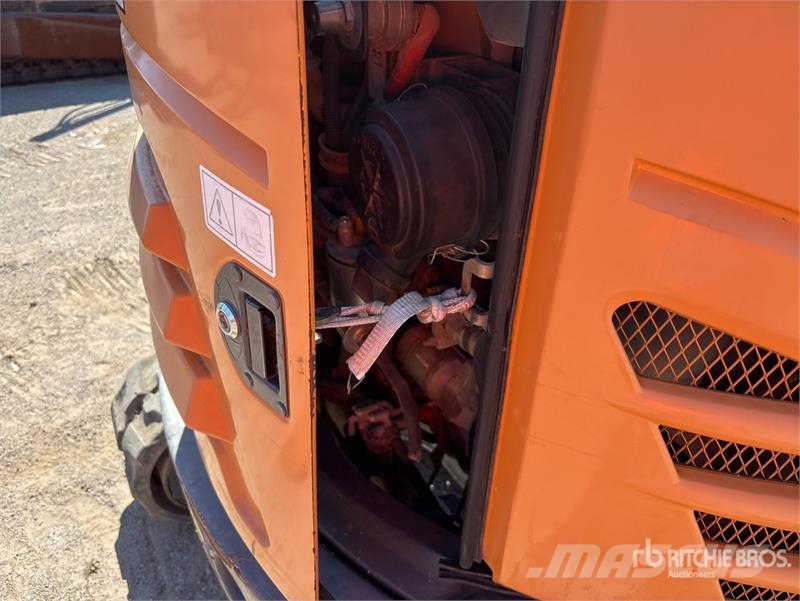 CASE CX30C Mini Excavator Mini kotrók < 7t