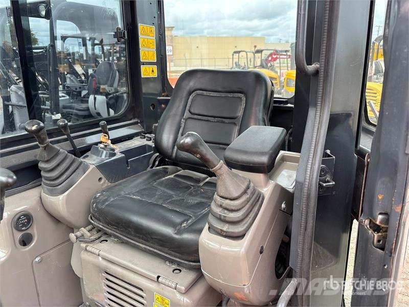 CASE CX55B Mini Excavator Miniekskavaatorid < 7 t