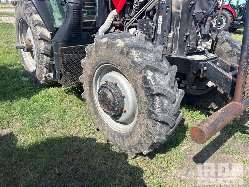 Case IH MXM140 Traktori