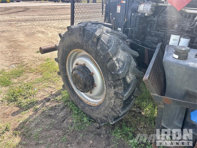 Case IH MXM140 Traktori