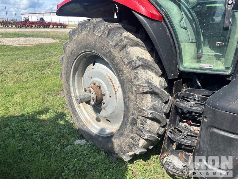 Case IH MXM140 Traktori