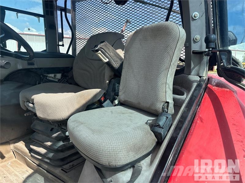 Case IH MXM140 Traktori