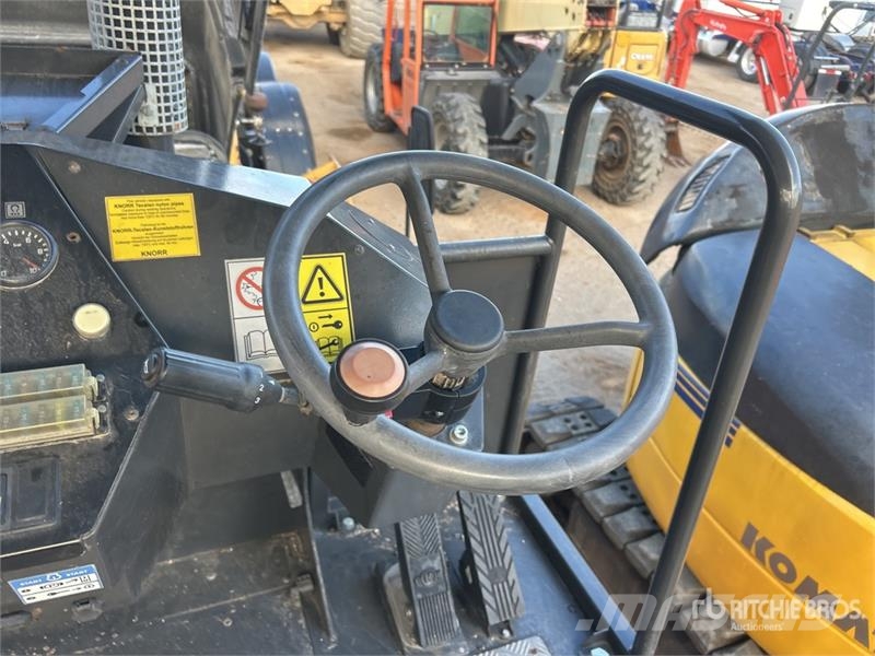 CASE PT240D 8 Wheel Pneumatic Roller Bandenwalsen