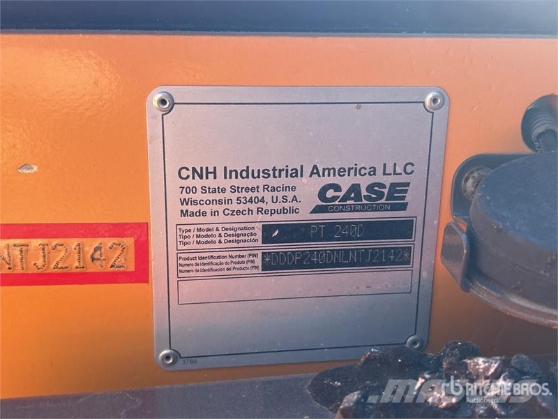 CASE PT240D 8 Wheel Pneumatic Roller Pneumatikus kerekes hengerek