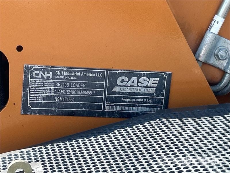 CASE SR210 Skid steer mini nakladalci