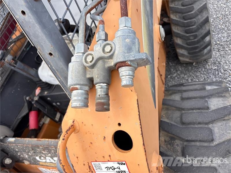 CASE SR220 Skid Steer Skid Steer Loader (Inoperable) Šmykom riadené nakladače