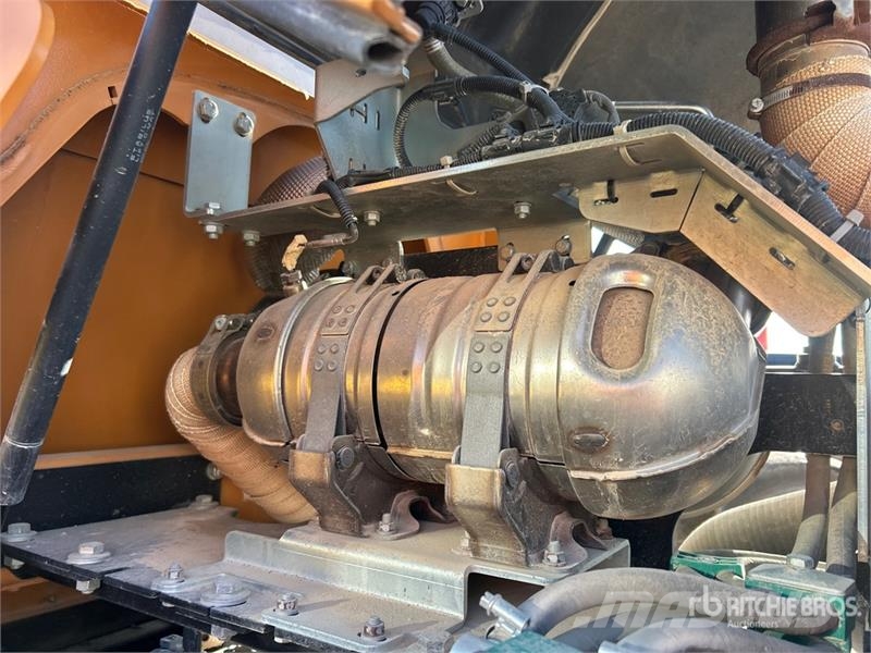 CASE SV211E Padfoot Drum Compactor Valjci sa jednim bubnjem