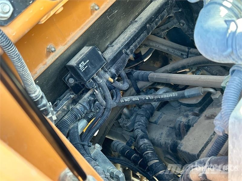 CASE SV211E Padfoot Drum Compactor Valjci sa jednim bubnjem