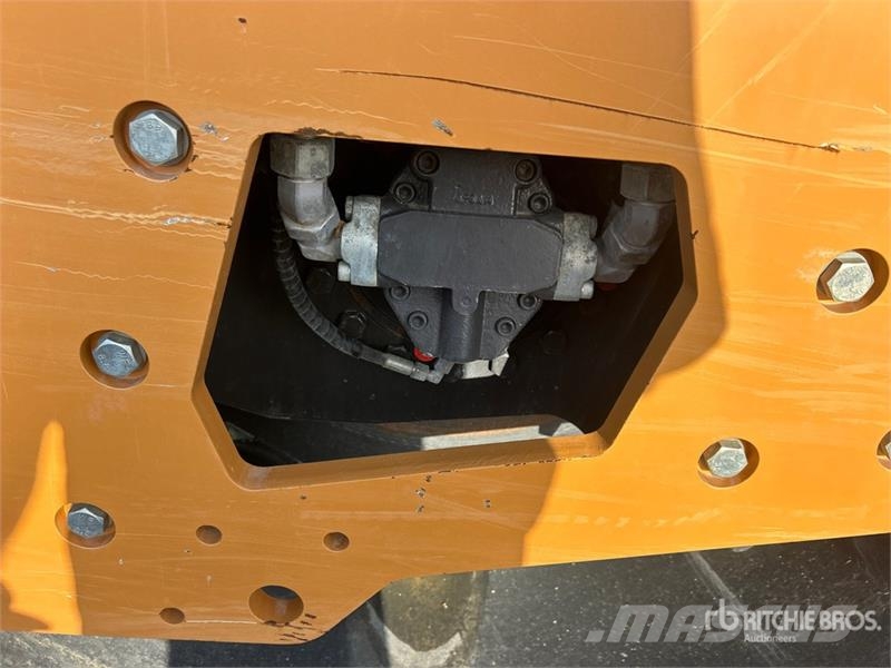 CASE SV211E Padfoot Drum Compactor Valjci sa jednim bubnjem