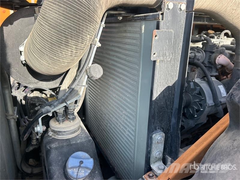 CASE SV211E Padfoot Drum Compactor Valjci sa jednim bubnjem