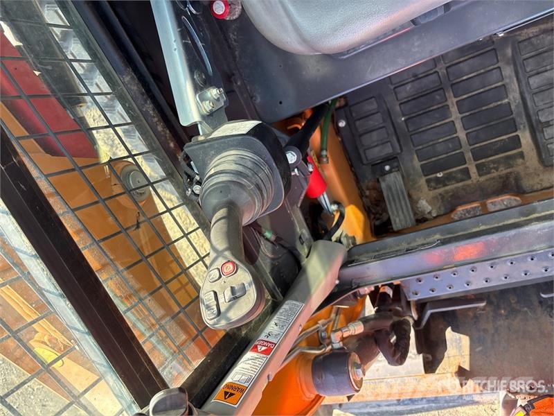 CASE TR270B Skid steer mini nakladalci