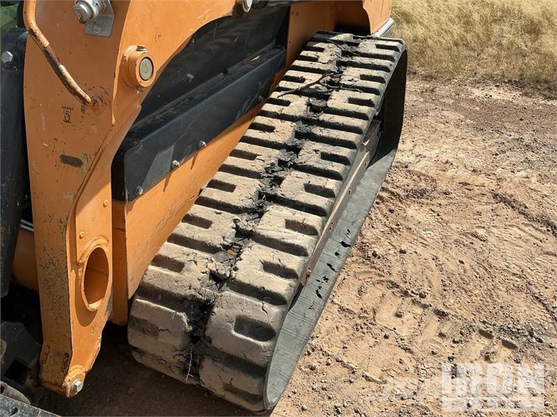 CASE TR340B Kompaktrakodók