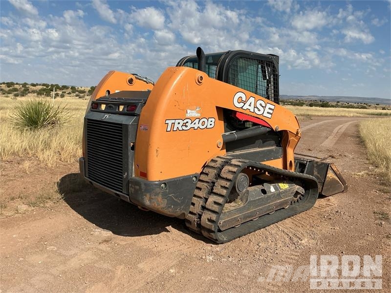 CASE TR340B Kompaktrakodók
