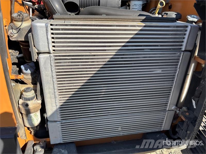 CASE TR340B Skid steer mini nakladalci