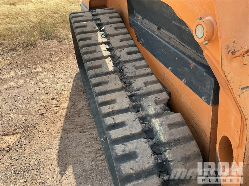CASE TR340B Kompaktrakodók
