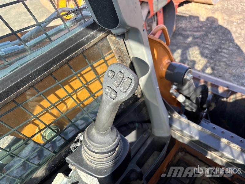 CASE TR340B Skid steer mini nakladalci
