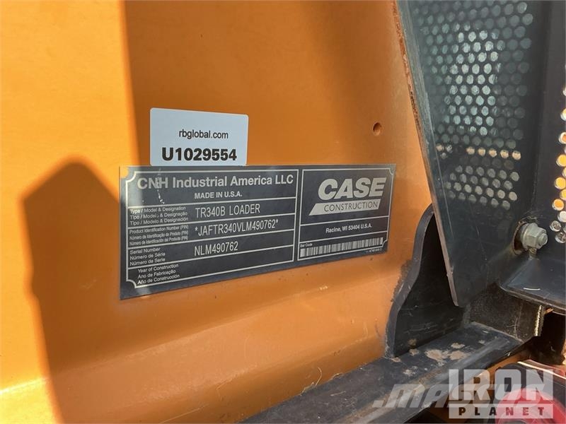 CASE TR340B Kompaktrakodók