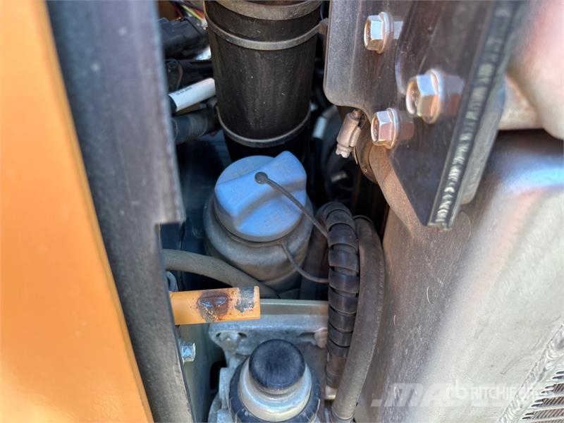 CASE TR340B Skid steer mini nakladalci